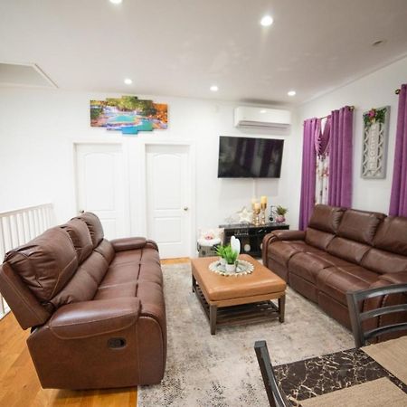 Top Floor With Skylight Brooklyn นิวยอร์ก ภายนอก รูปภาพ
